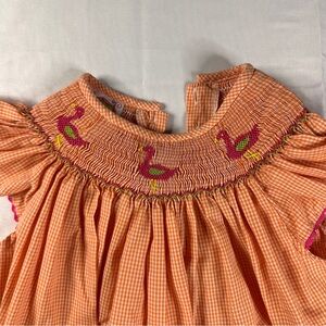 Itty Bits Girls Smocked Orange Gingham Flamingo Set Size 5 Button Back - (417)